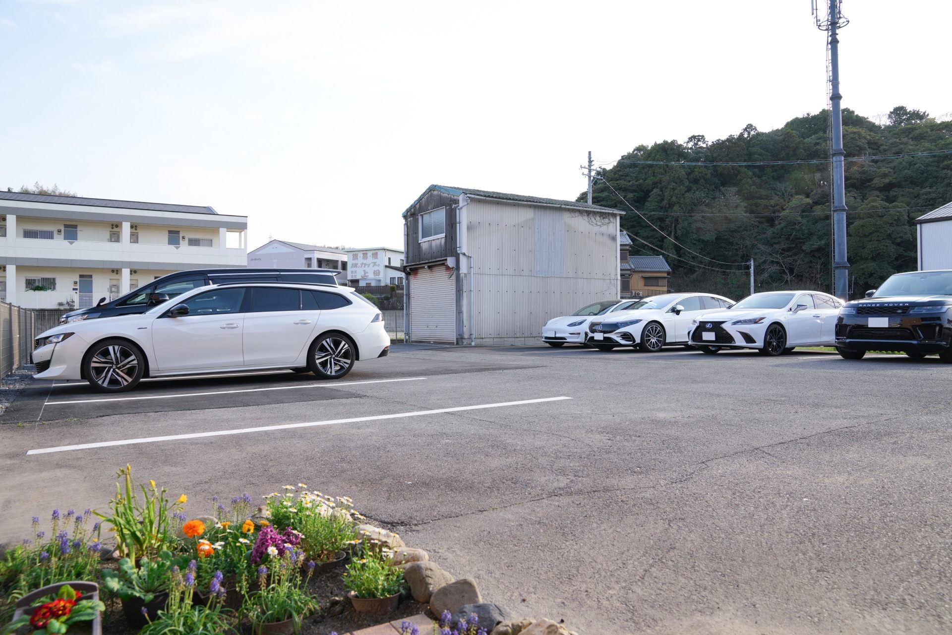 店舗前の専用駐車場